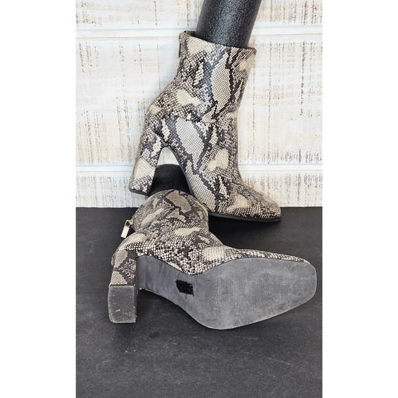 JustFab Inesa Block Heel Bootie  Faux Snakeskin - Size 9 - Picture 7 of 11